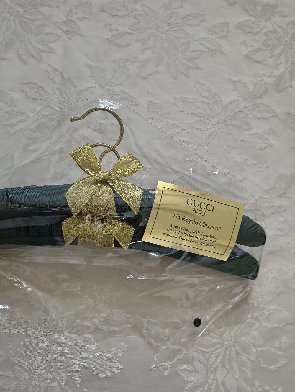 Padded Hangers Scented With The Precious Gucci No 3 Fragrance Un Regalo Classico